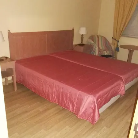 Apartamento T1 Praia Da Rocha * Портиман